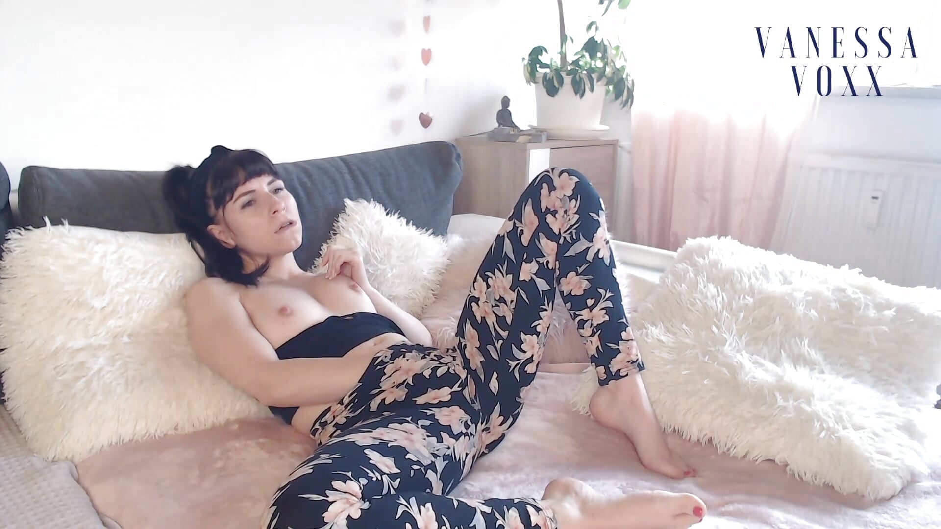 17. play videogames or masturbate pussy? - video by VanessaVoxx cam model