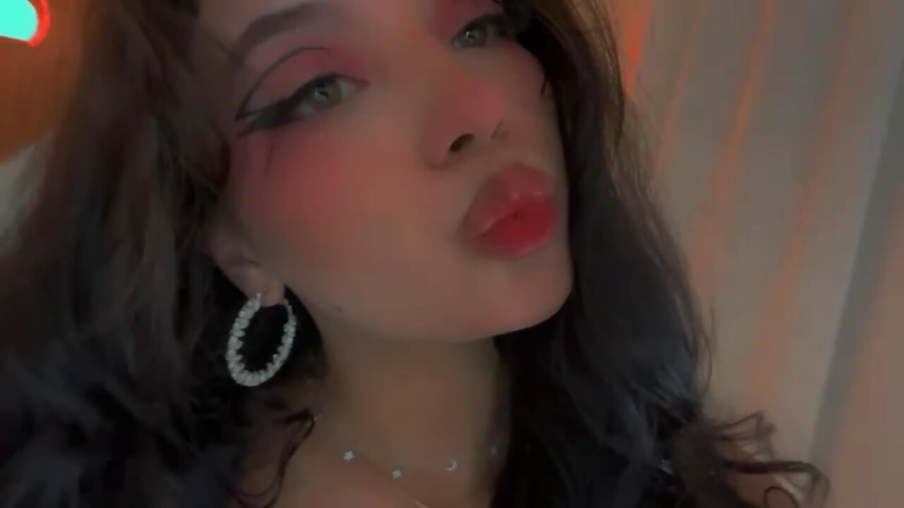 KISS 😋💋 - video av khleodoja cam-modell