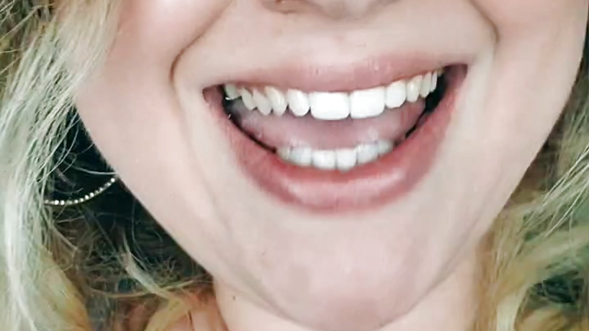 Not like That - video oleh model kamera BellaBlueBBW