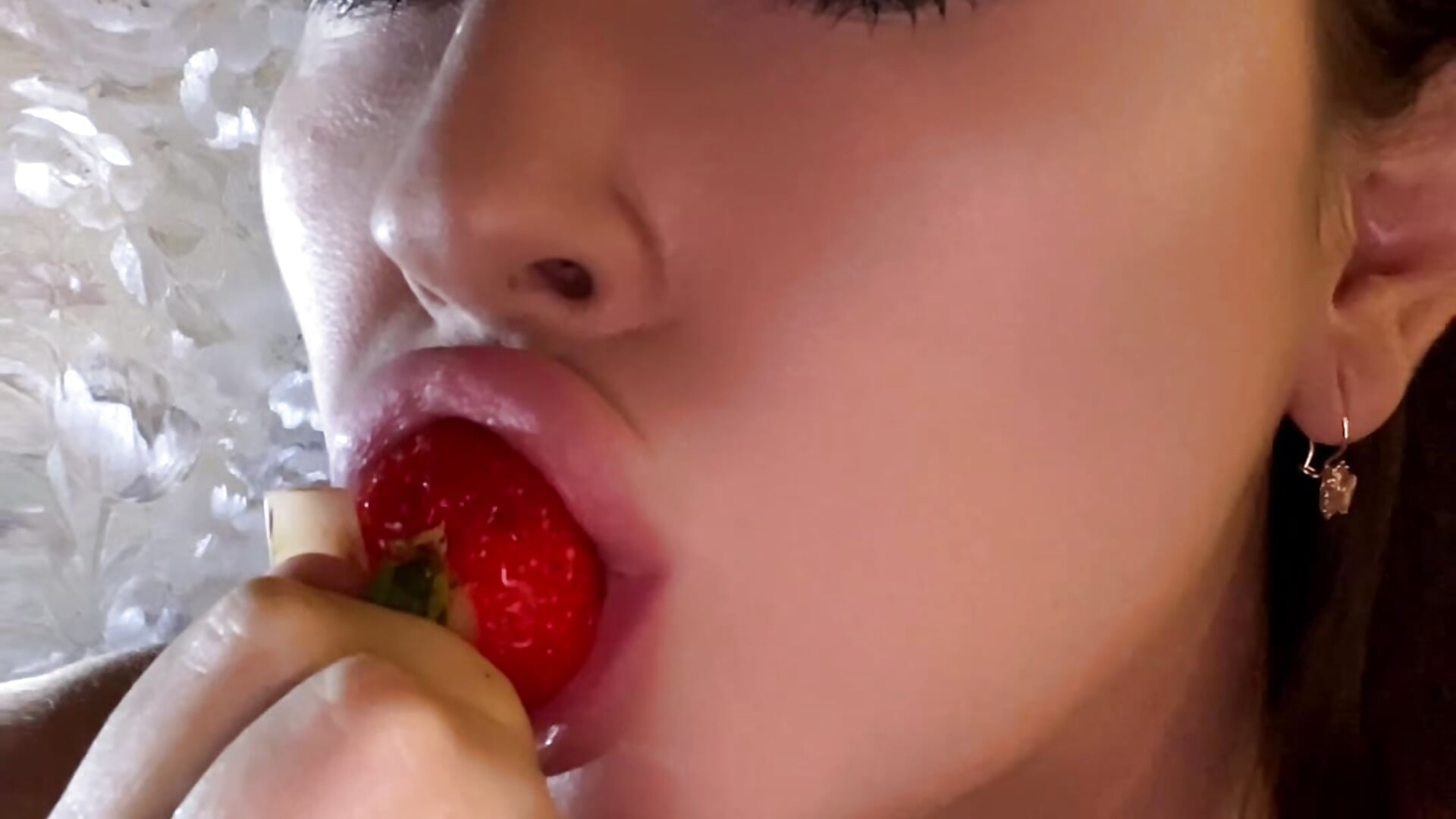 🍓 - vídeo de la modelo de cam AliceOfWondersS