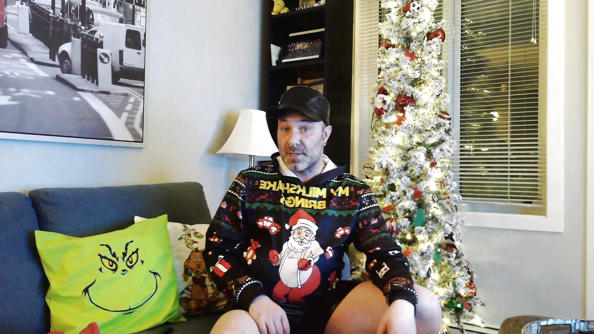 Toy's the Season - video by Blueboyherb cam model