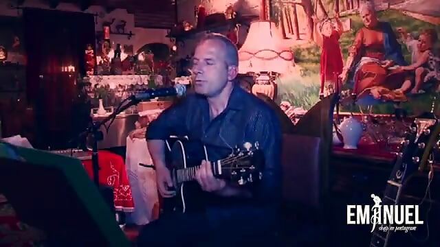 1000000318 - video by rroku cam model