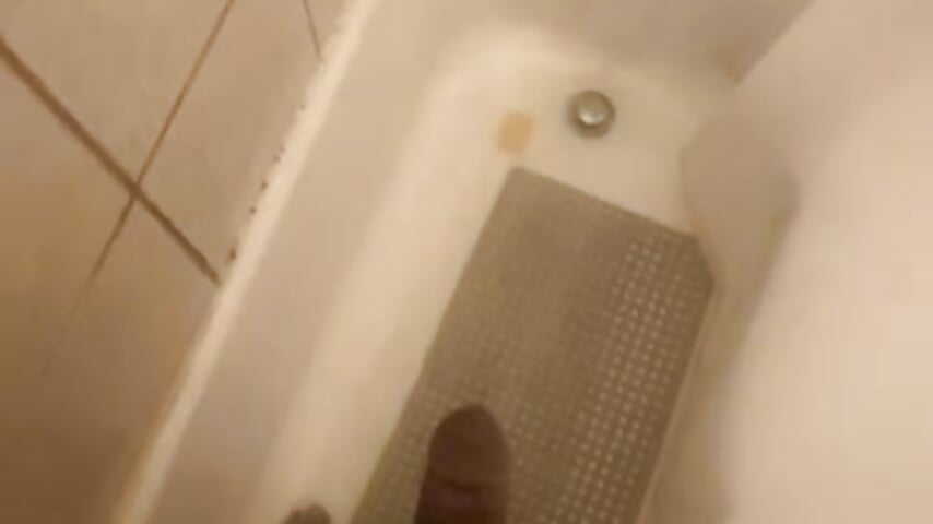 78772141695__8D58EAAE-E634-463D-A63E-B8ED58ABB27F – video modela na kameri bamahead