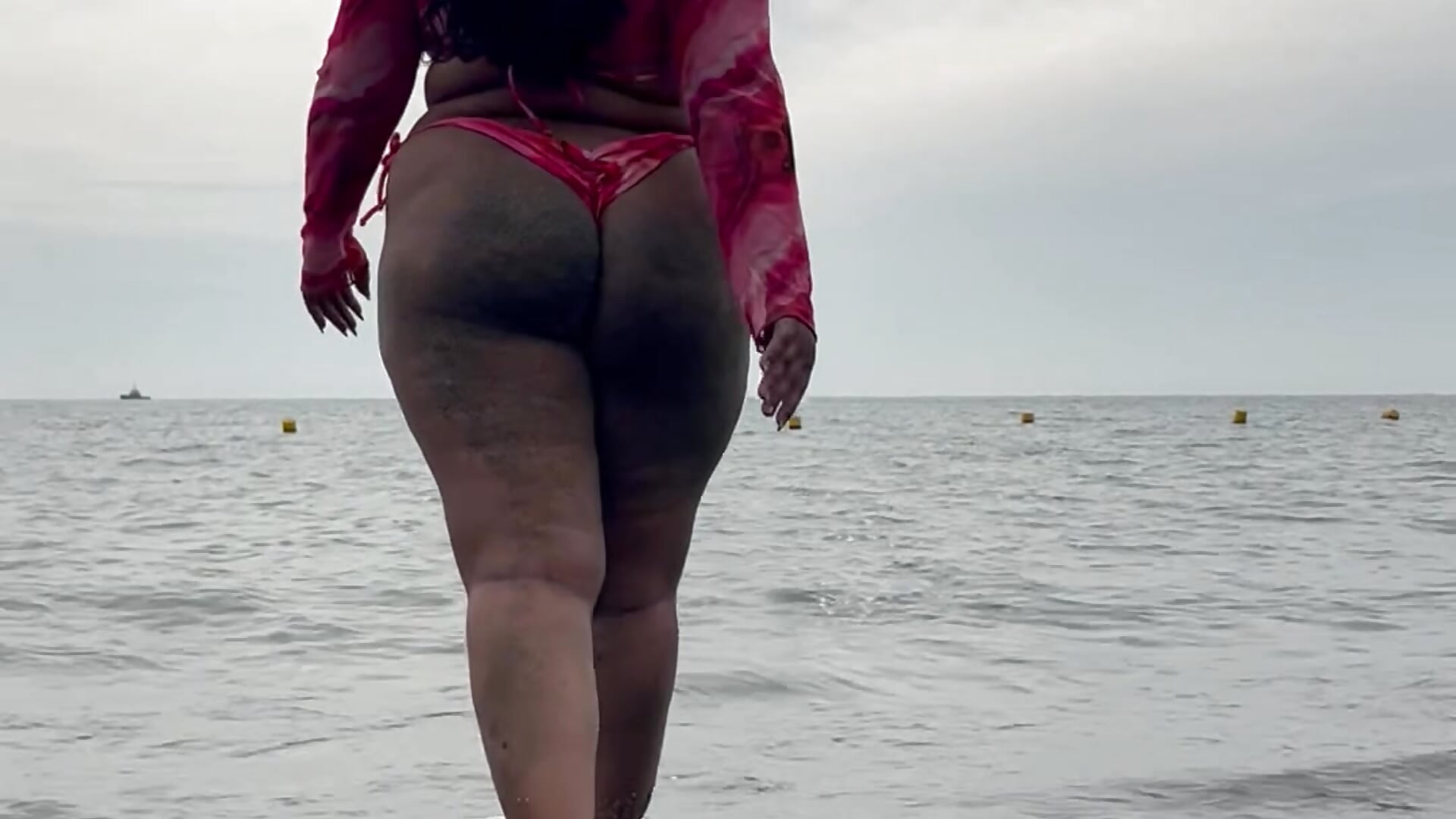 Beach day－カメラキャストのSOPHI_MORGANNの動画