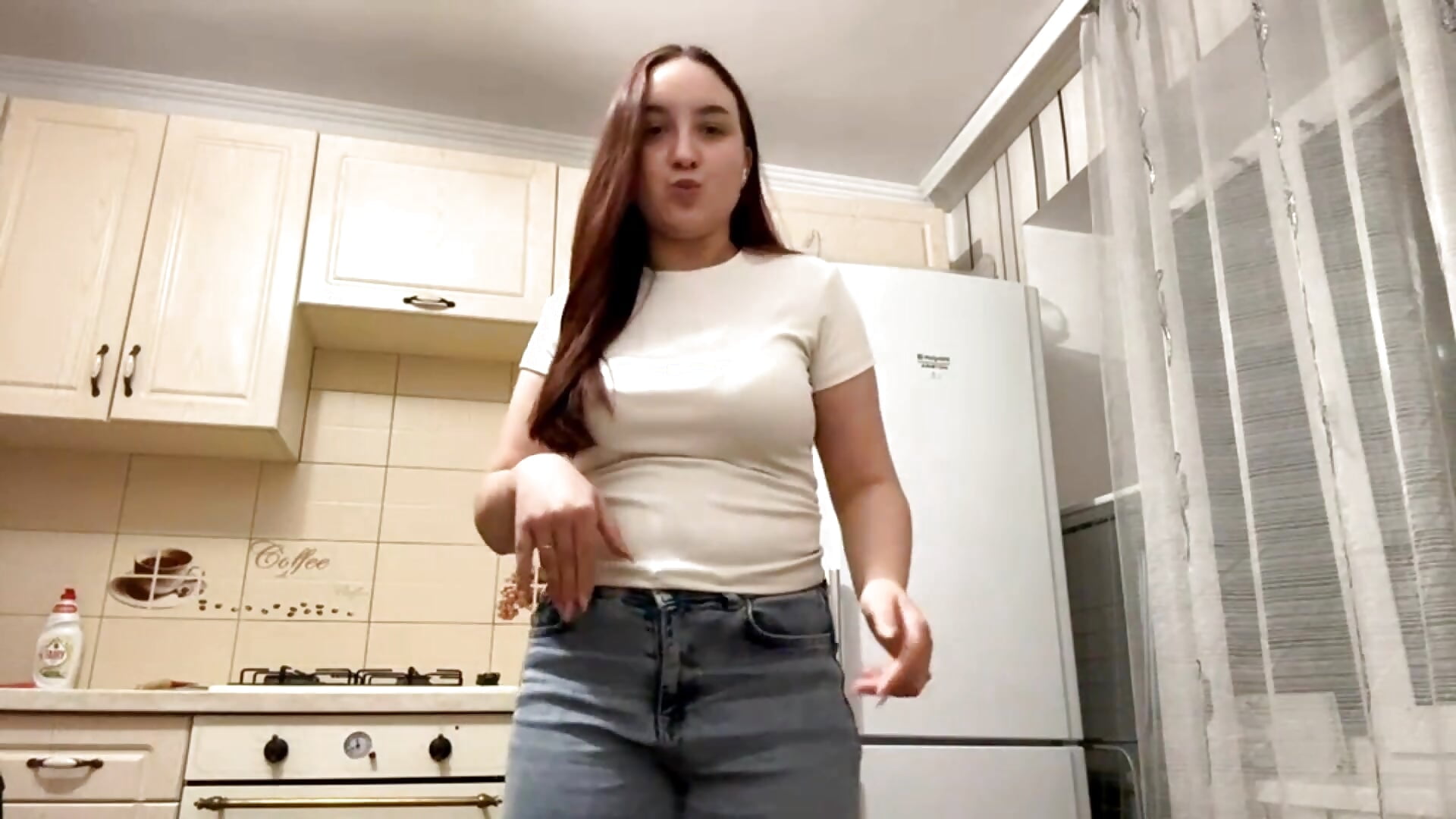 Grace in motion - video by DaisyMolly cam model