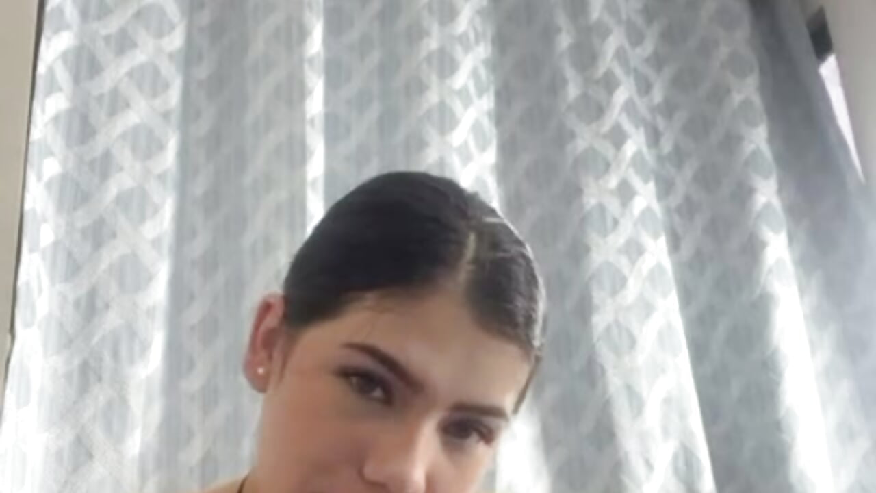 Seducing you with my charms 🖤🖤 - video by bella_sstone cam model