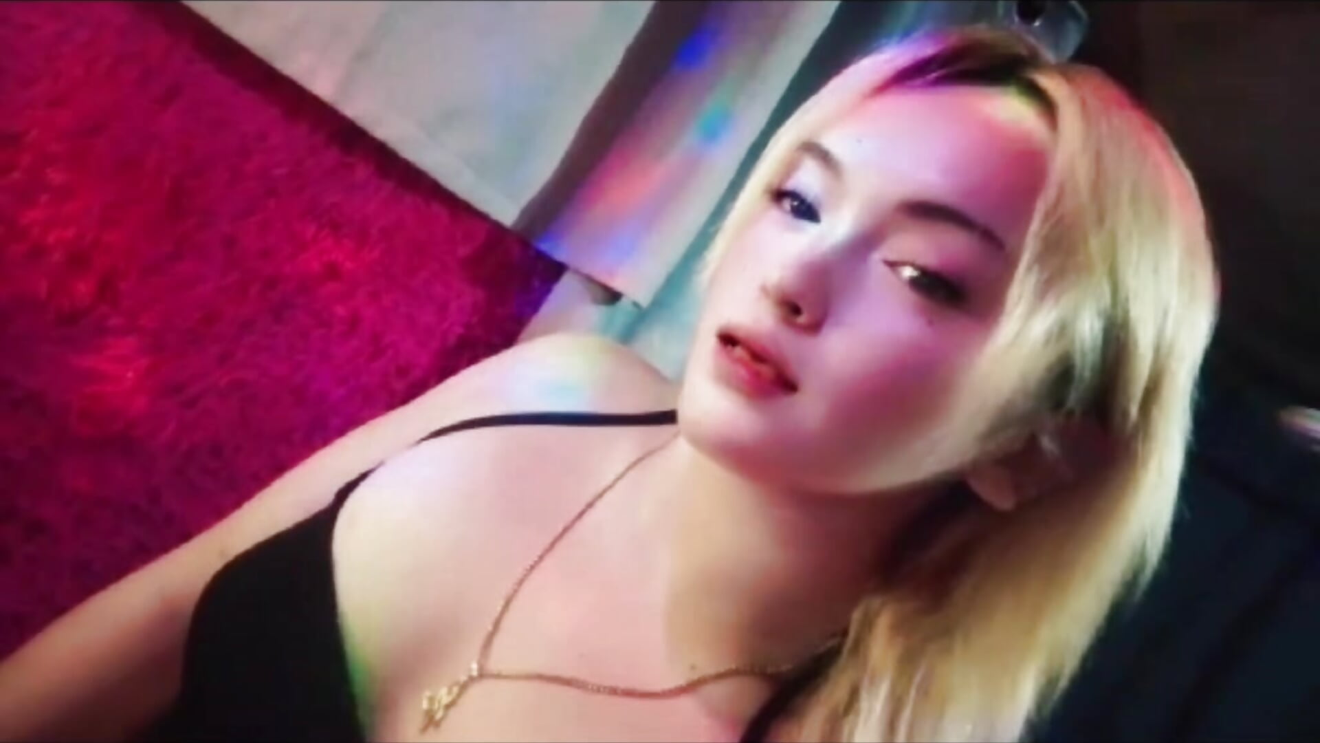 ur_babyjamella kamerás modell  5358. kiemelt videója