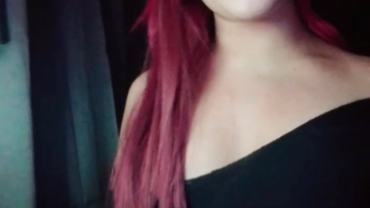Vídeo em tendência de modelo na câmara ur_babyjamella 7193