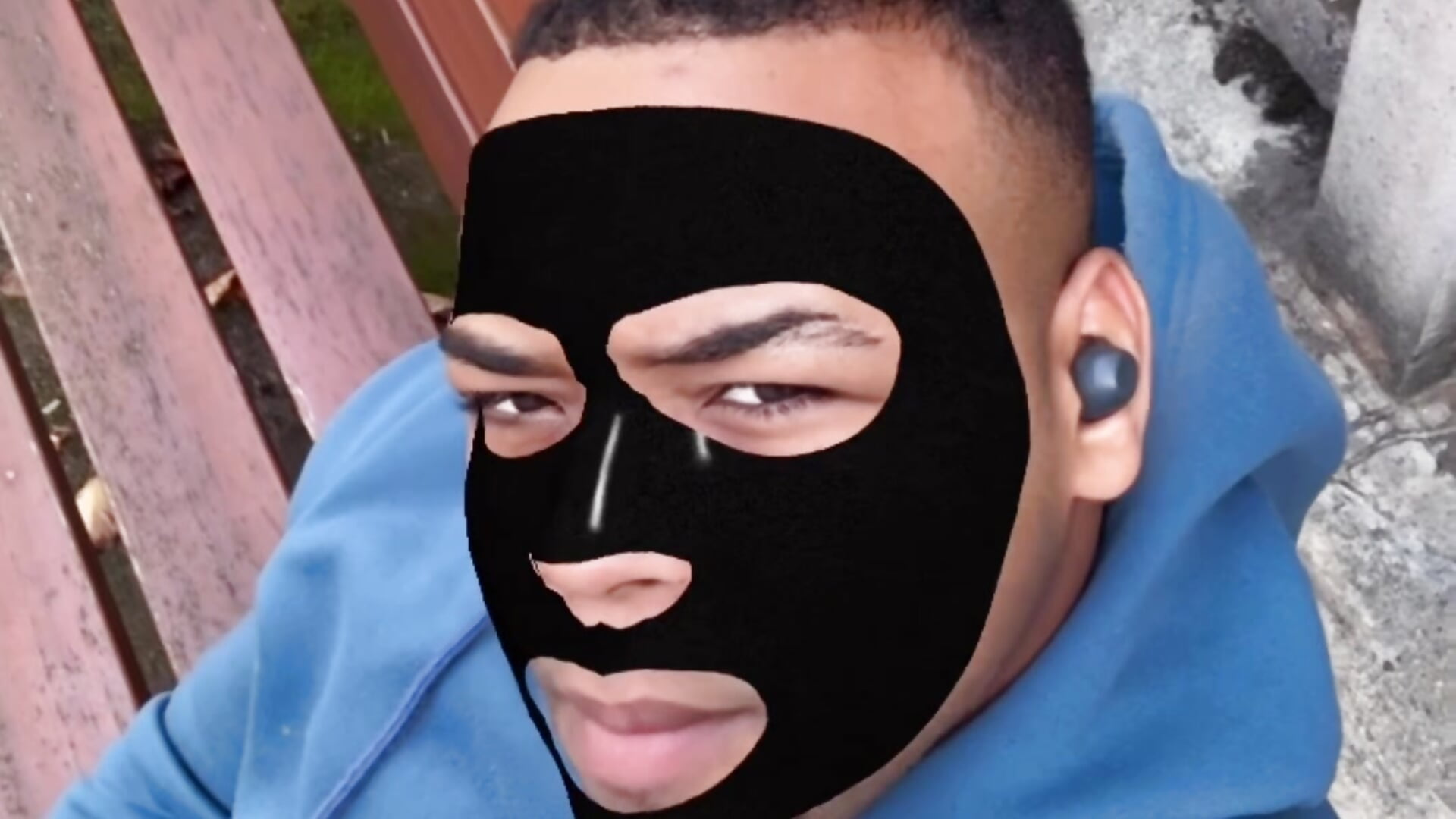 video-output-A1CF4DC6-5F06-43AA-A416-C43B0740E3A1-1 - video van Elsoldado1 cam-model