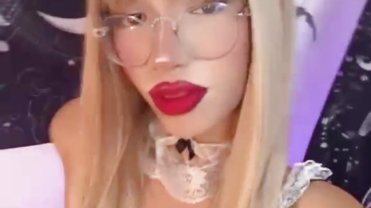 A SAD BUT VERY HOT LITTLE WHORE YOUR PERFECT SERVANT - Cute_Aleja adlı kamera modelinin videosu