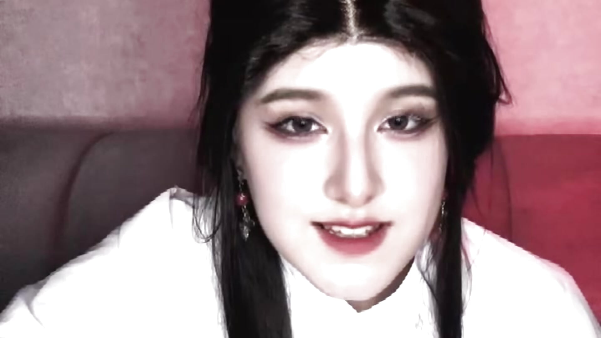 Naughty Secrets - AnnamariaVieu adlı kamera modelinin videosu