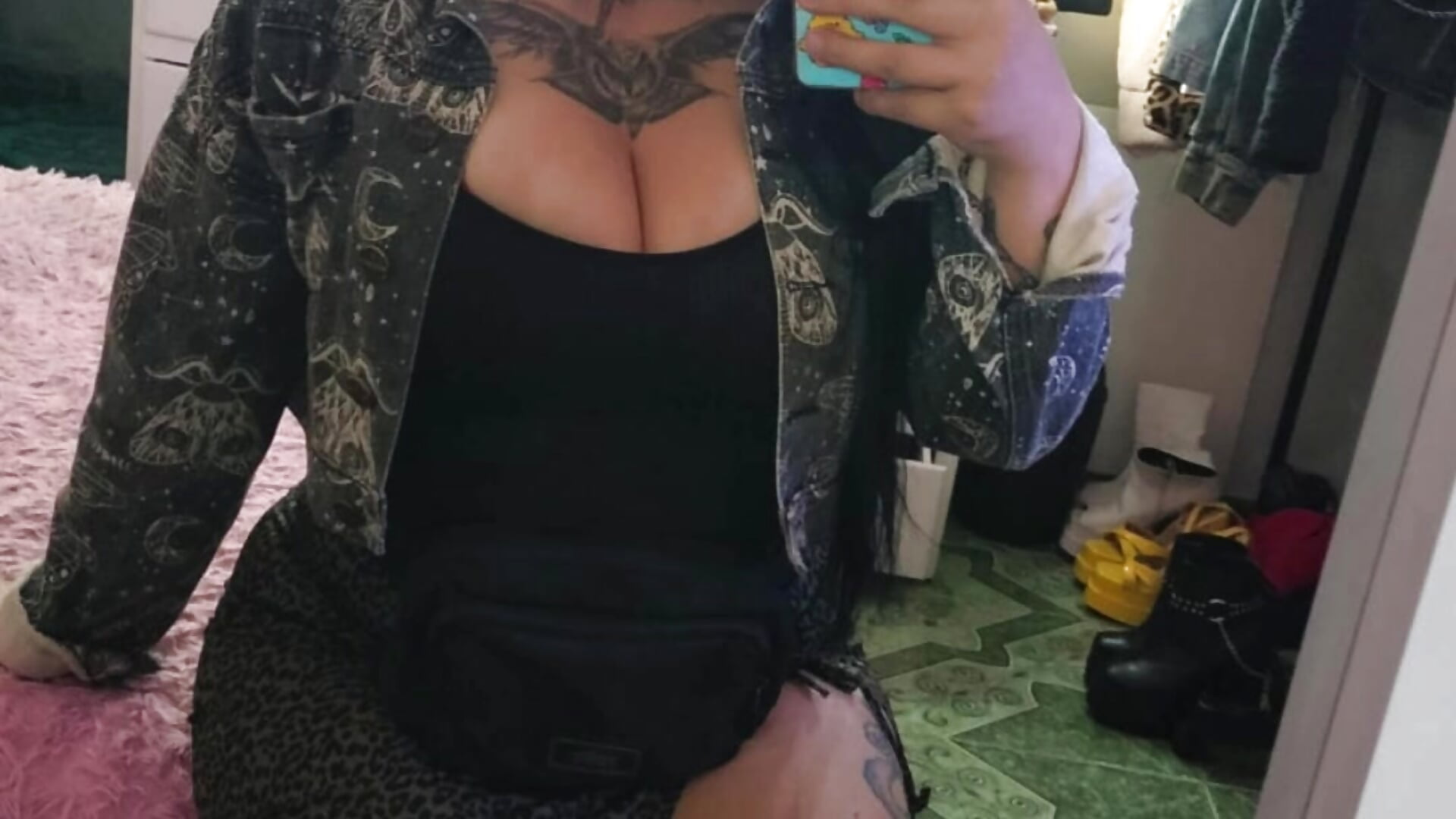 Me. ❤ - video by Elisce_cloudd cam model