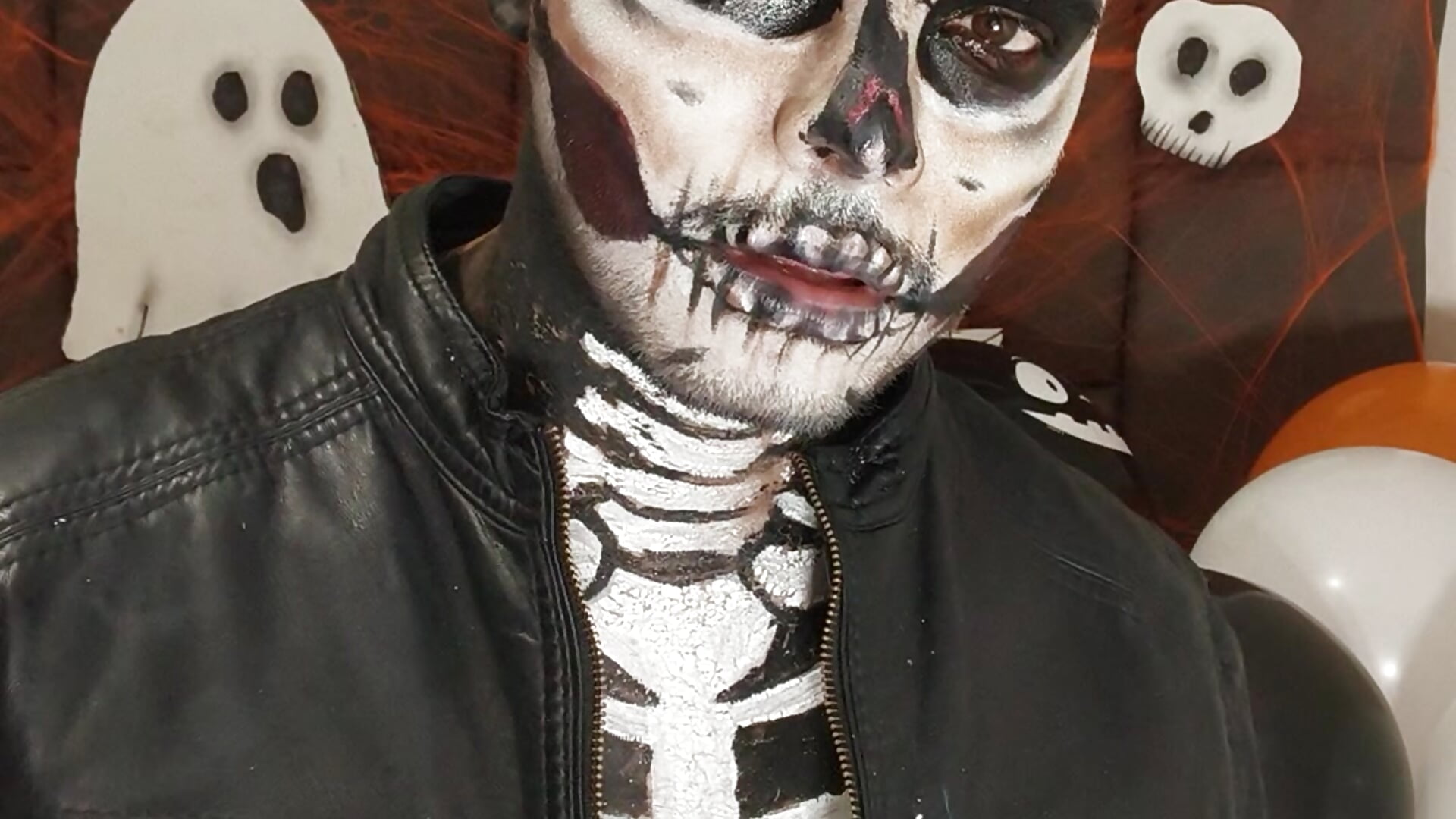 57331 - video by Matia5Tower5 cam model