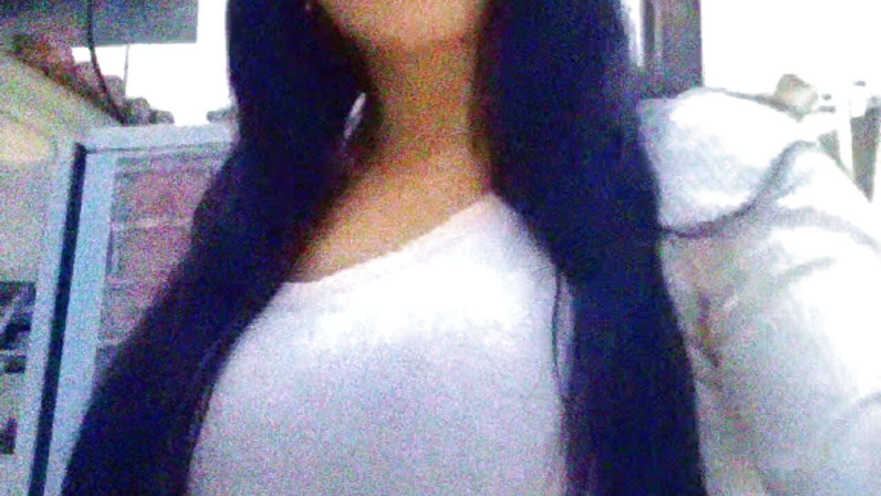 1000003075 - video by Ramona38 cam model