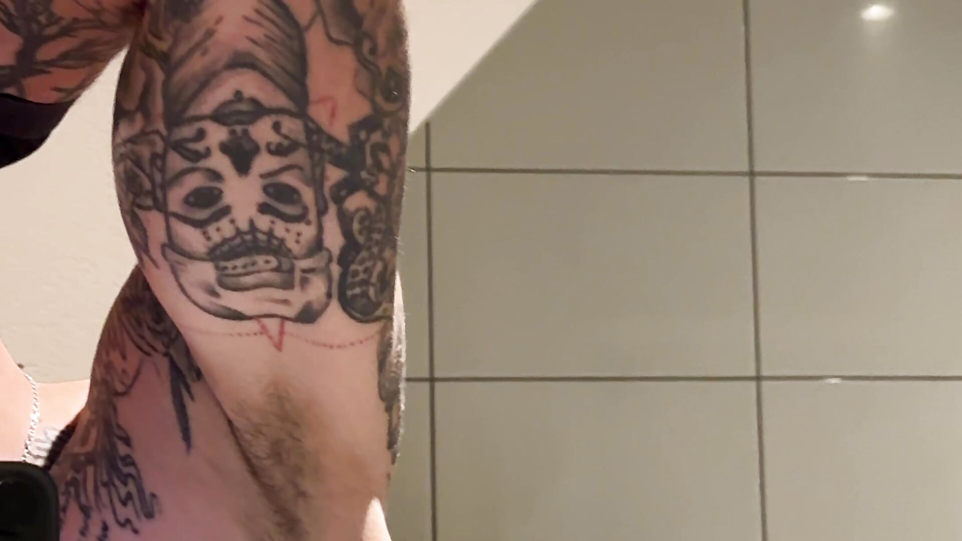 Je suis pas fan mais je suis accro aux aisselles…! - video od modelky/modela monsieurguitsxxx