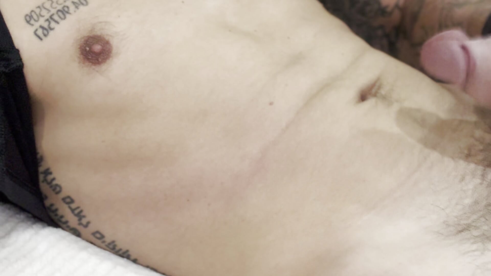 Viens voir tout prendre en bouche - video od modelky/modela monsieurguitsxxx