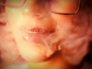 Kisses babe - video by Sophia_Roussee cam model