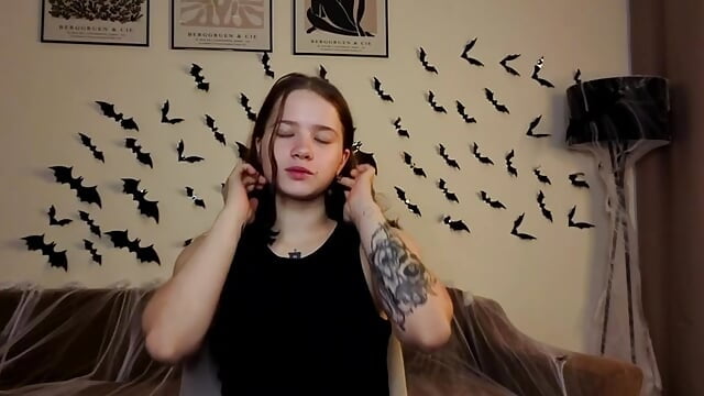 HalloWeen - video by JonDatko cam model