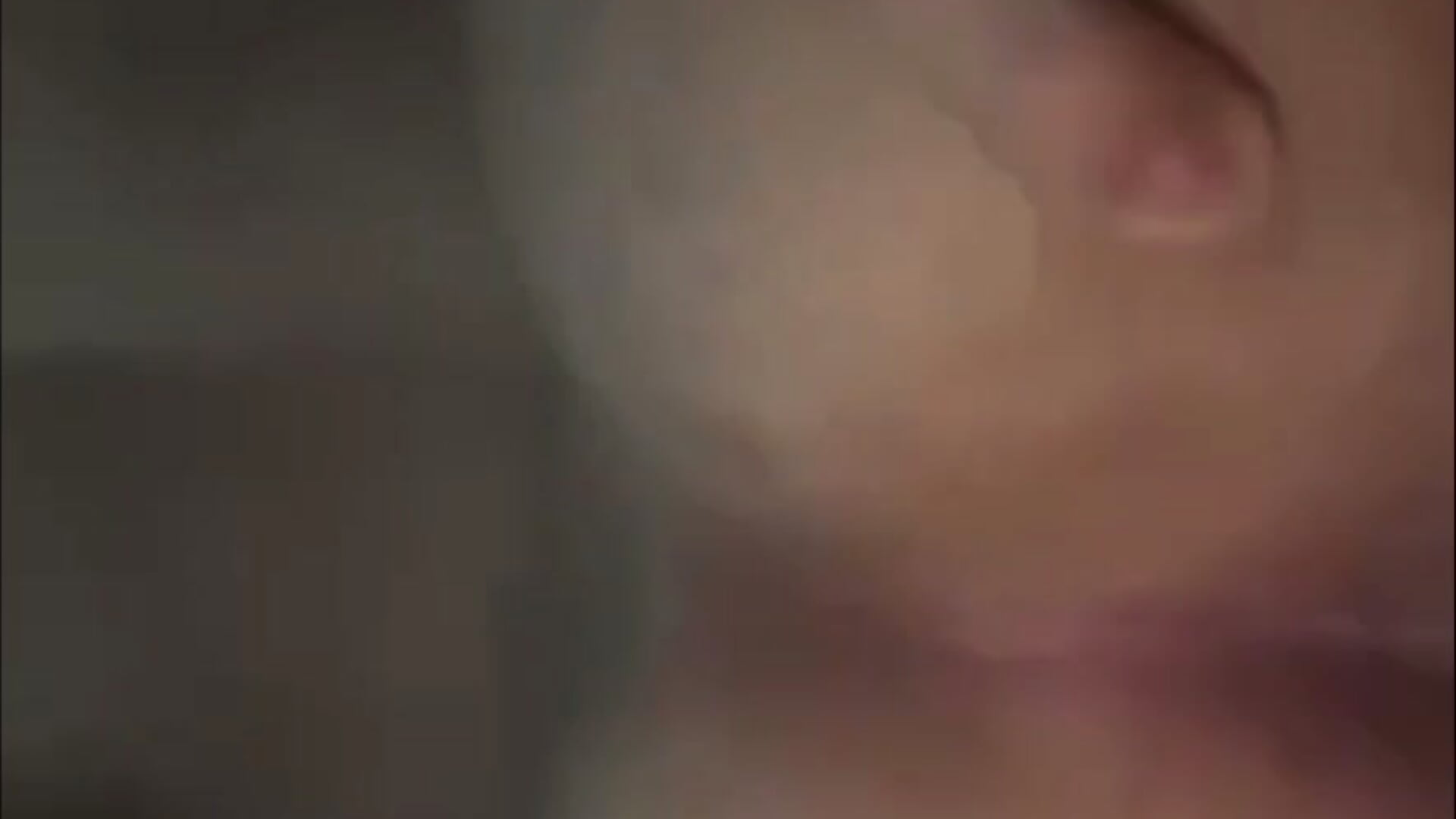 Perfect to be between.. 🔥 - vidéo du modèle de showcams JustinCastiblanco
