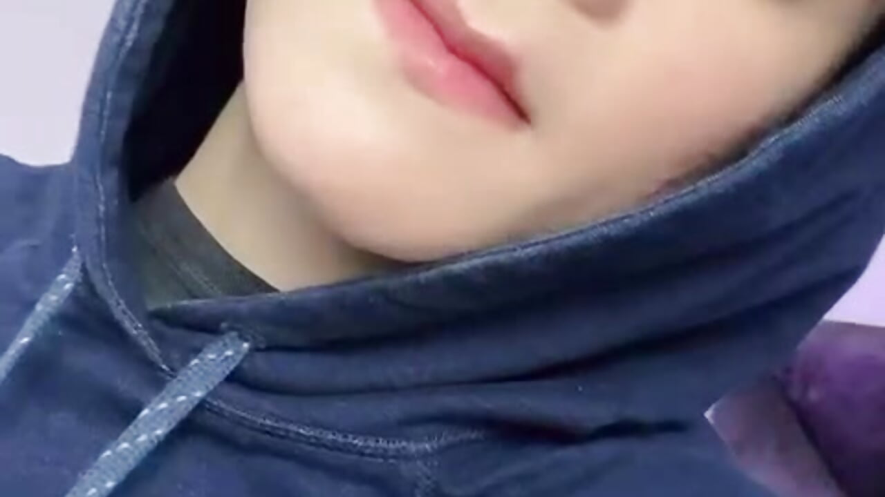 kisses guys – video af Mattass18 cam-model