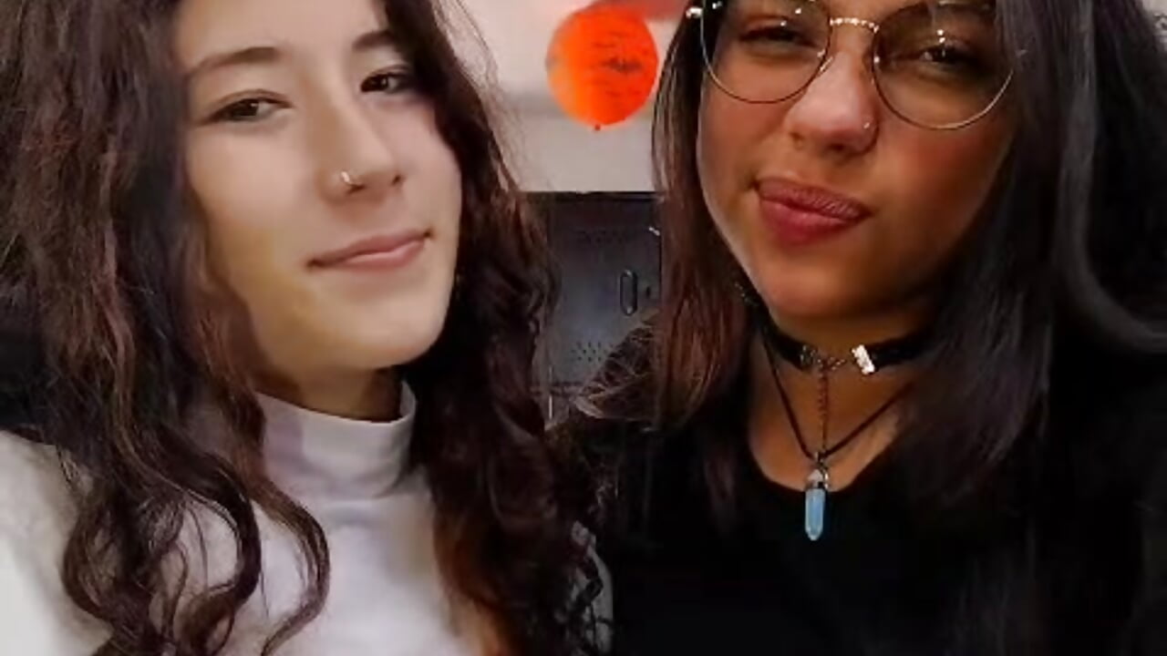 WhatsApp Video 2025-10-20 at 12,25,14 - video by Iris_Luna cam model