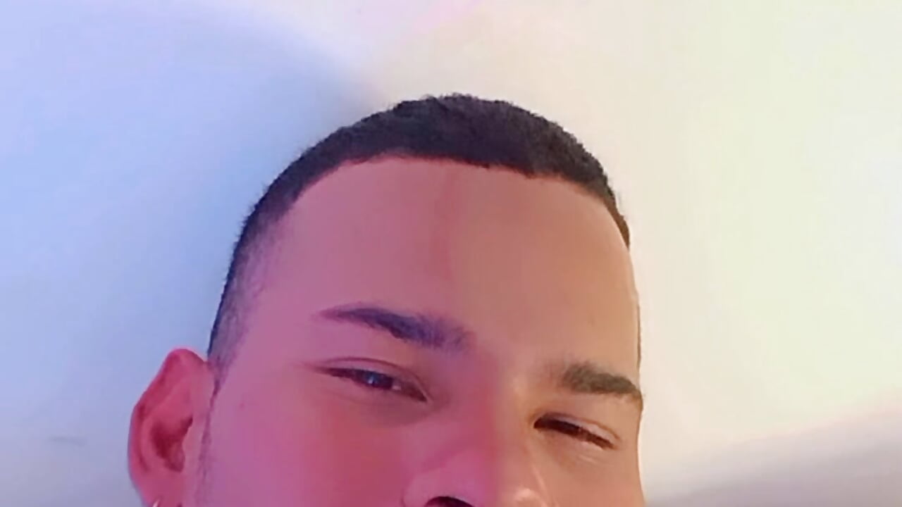 profile-intro-video-1770874556 - video by DaamonSlader_ cam model