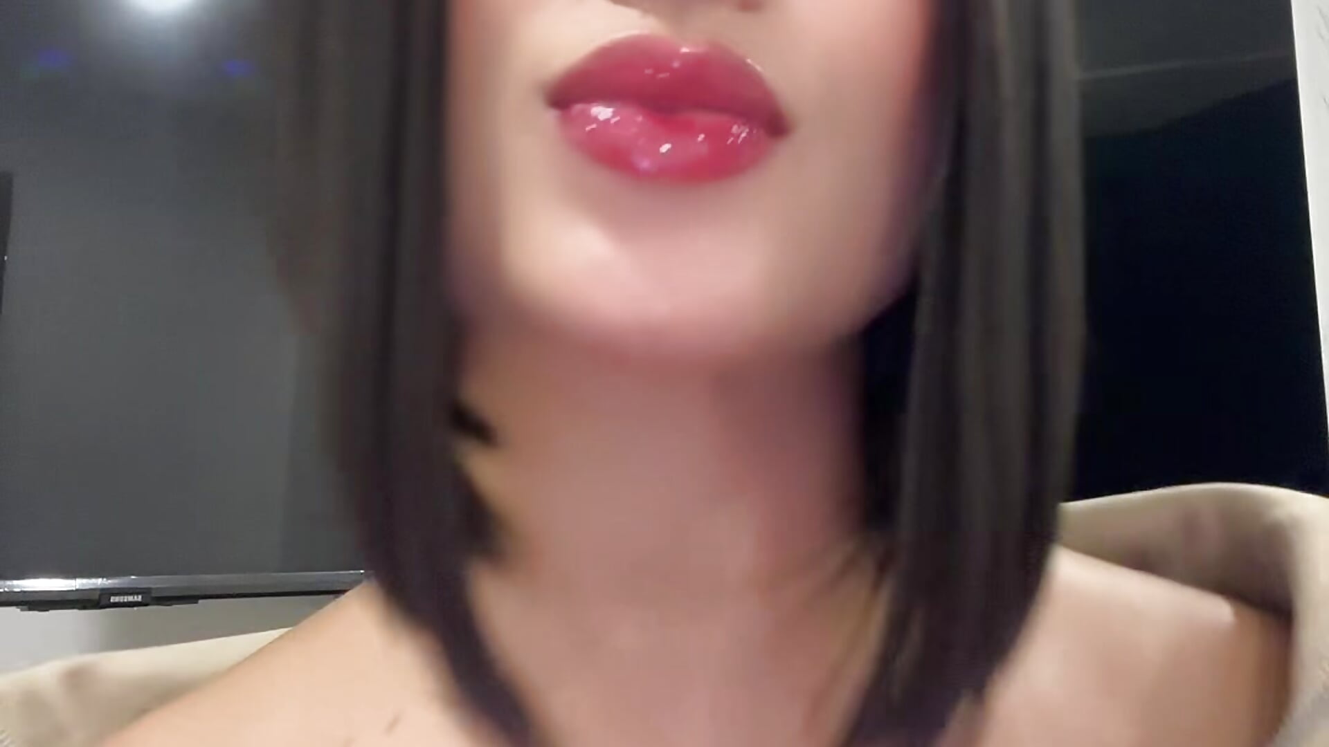 😘a little more of me😘 - video by Rashel_Frost_ cam model