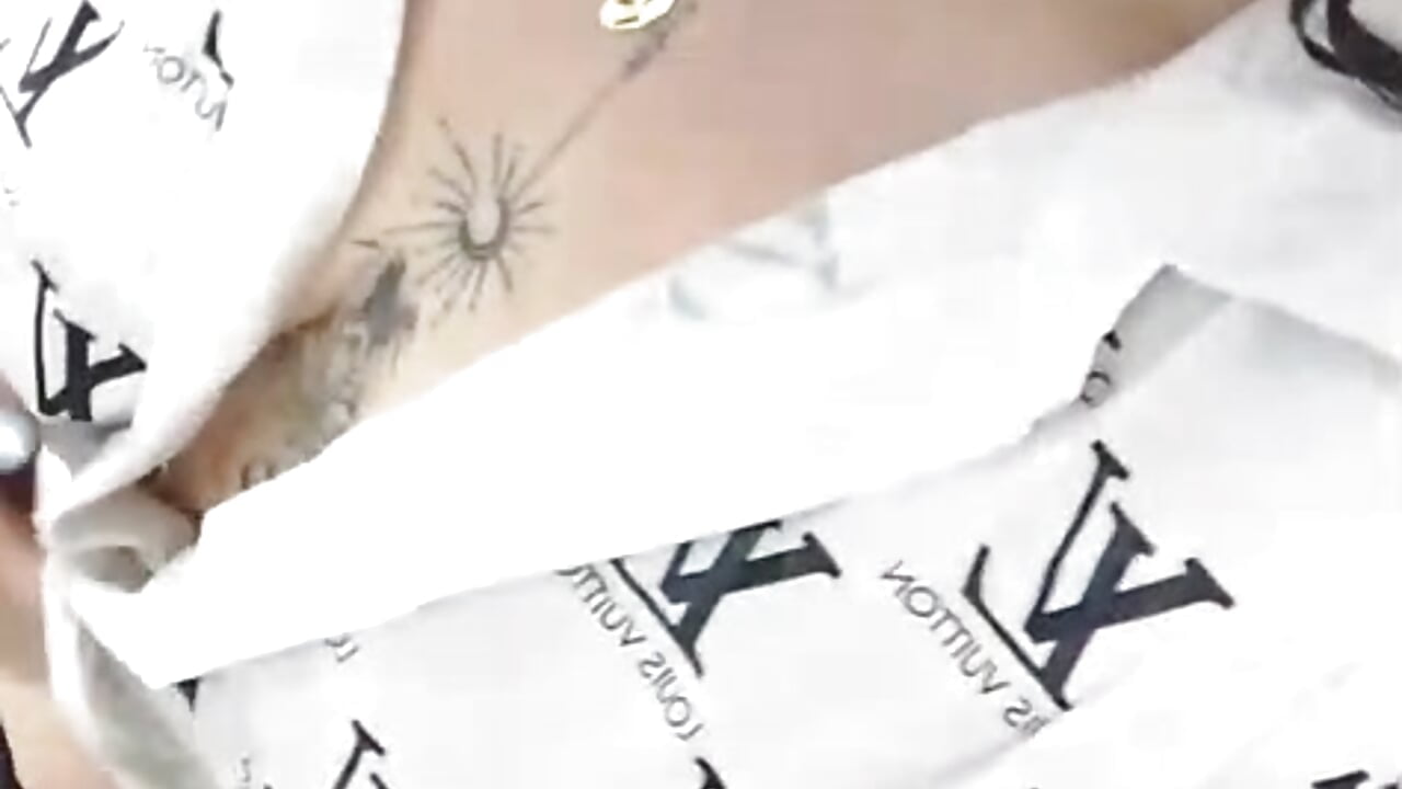 Only me - video by JuliethCruz_ cam model