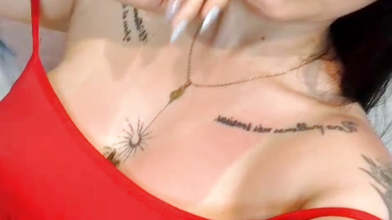 I think they are meeting me in my dangerous version - vídeo de JuliethCruz_ modelo de câmara