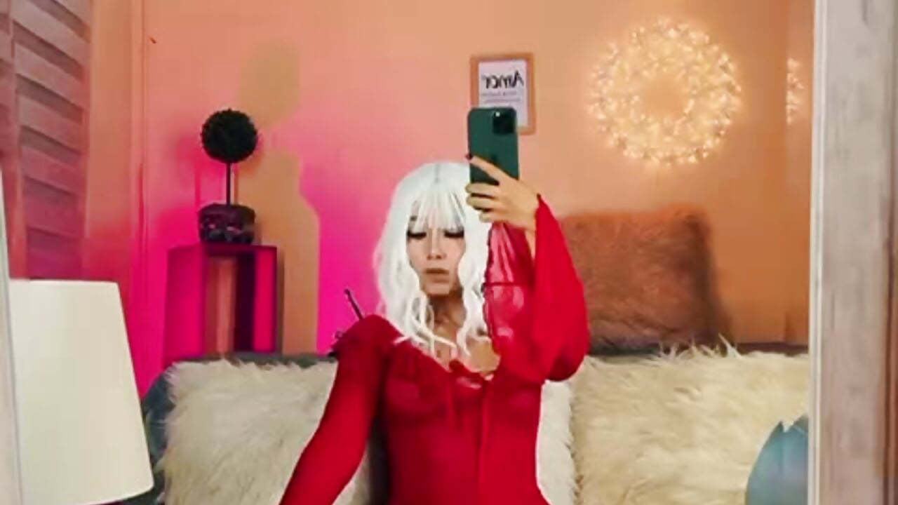 Hi! Kisses - video by Meggie_ cam model