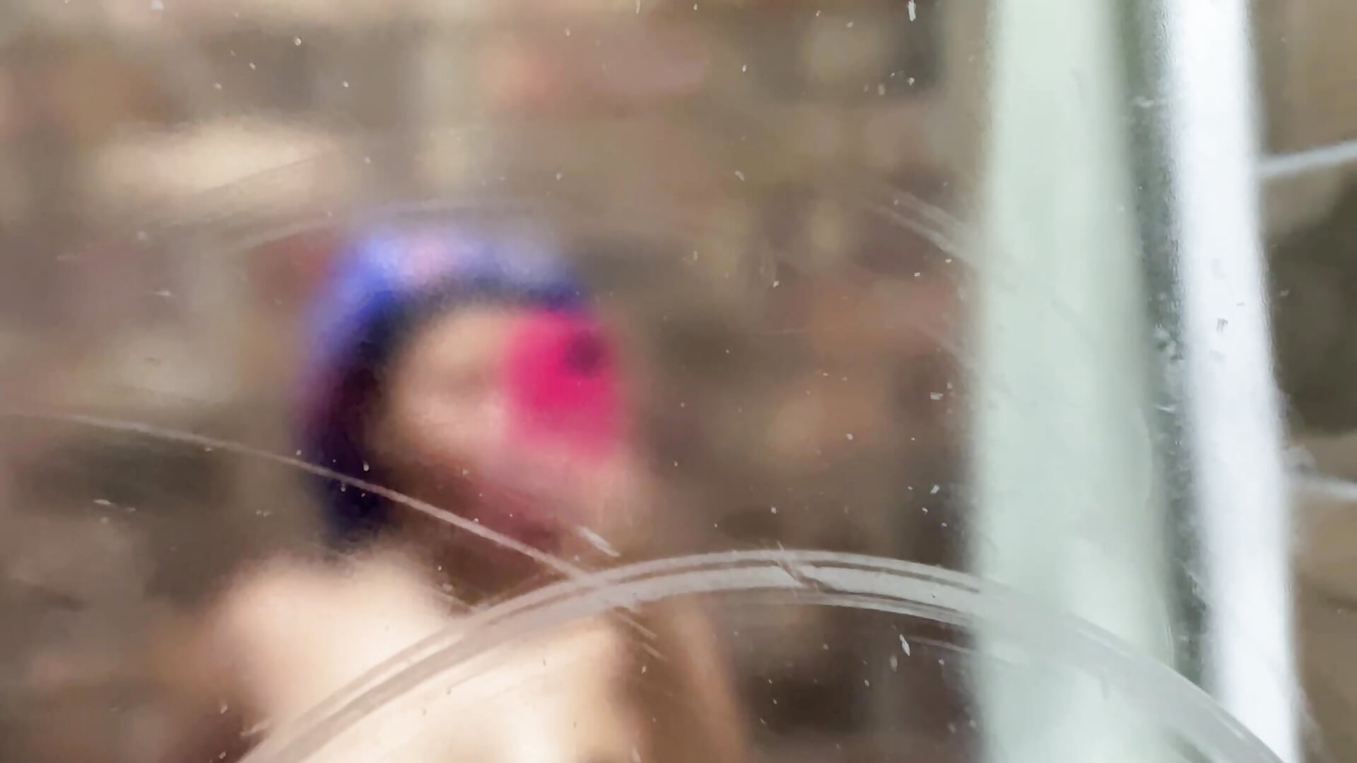 Boooody - video của người mẫu cam Saq-Madik