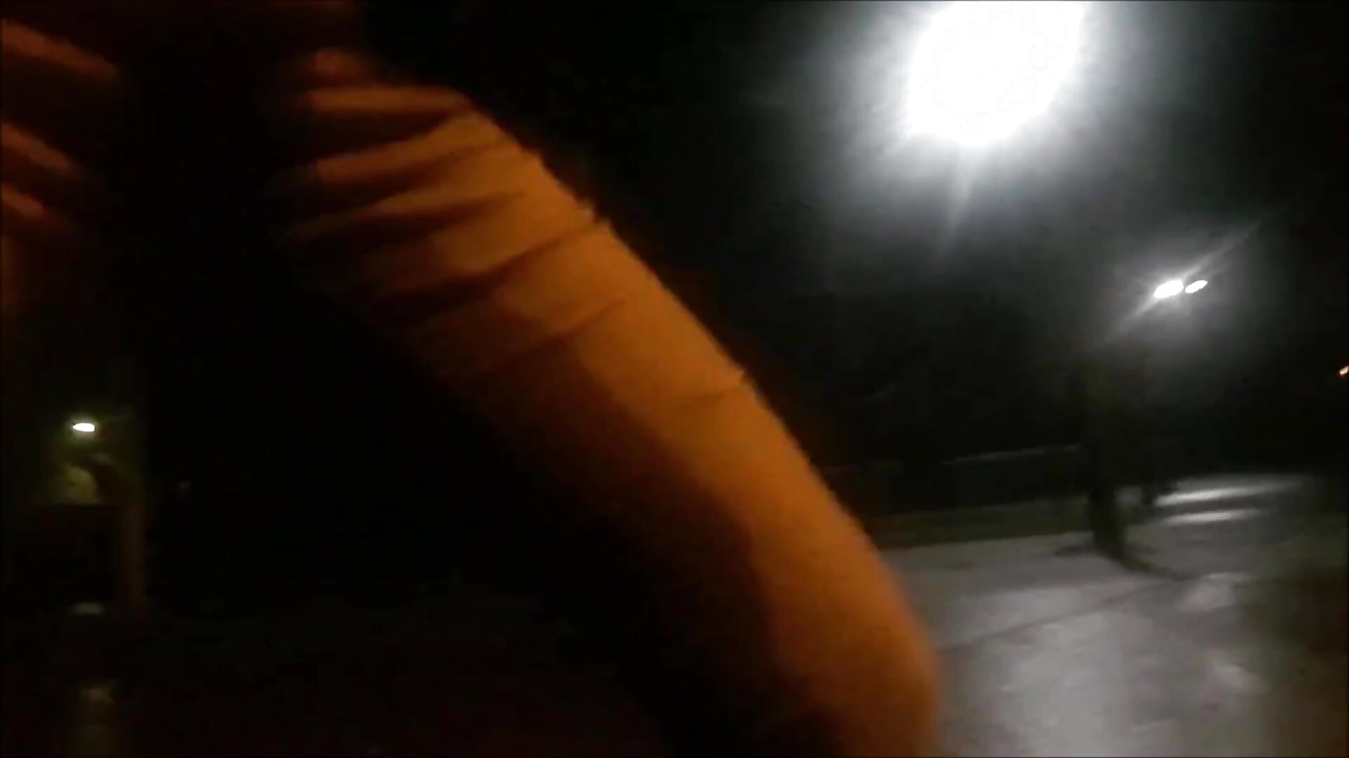 241221pissenaufdemparkplatzbischofszell - clip cu Cheryl_F model videochat