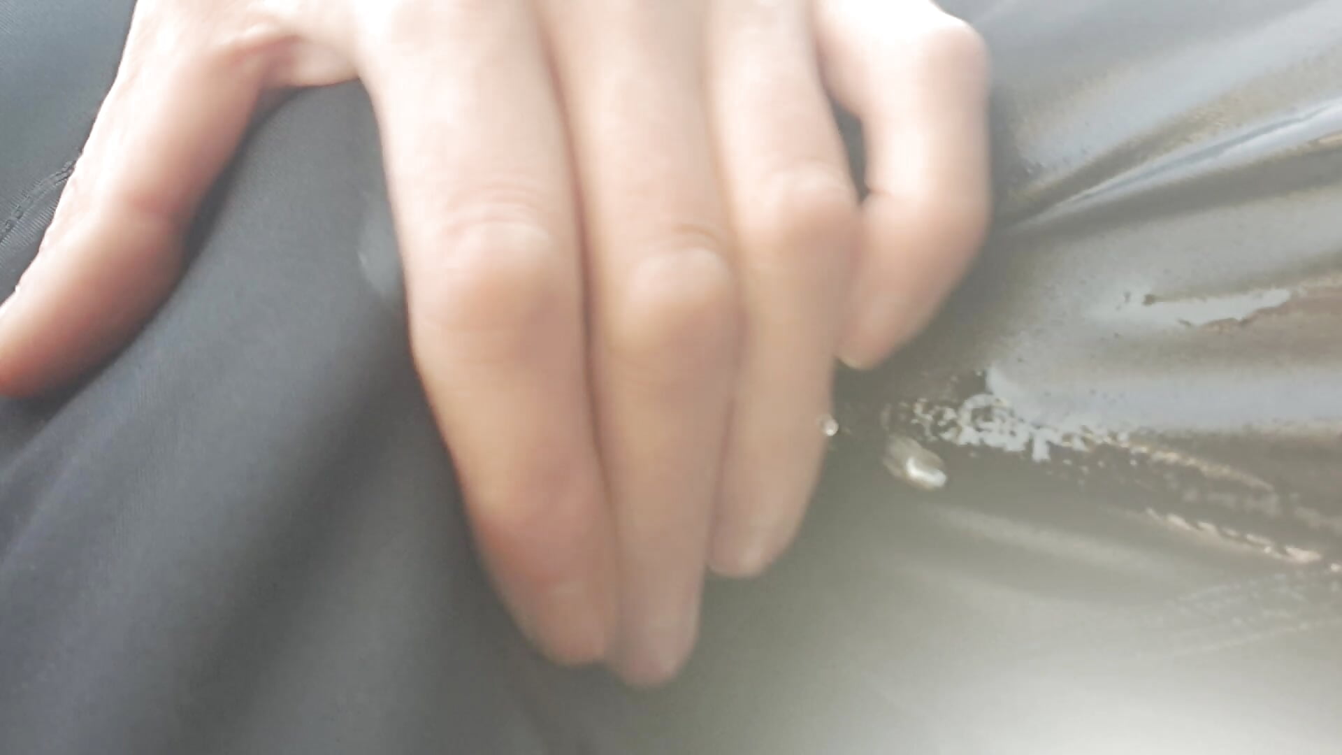 11,11,25 peeing in leggins - clip cu Cheryl_F model videochat