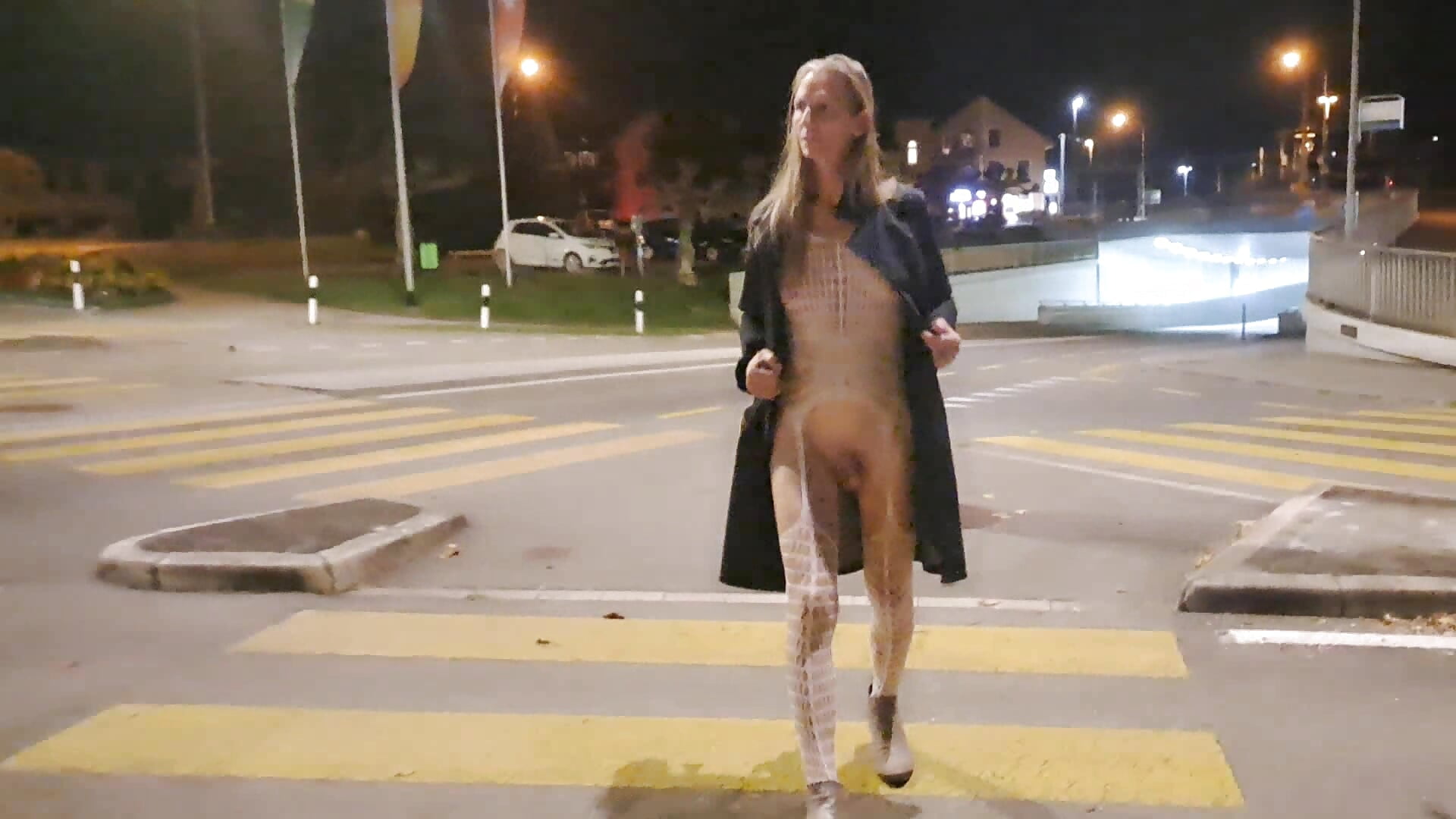 white net catsuit in public - clip cu Cheryl_F model videochat