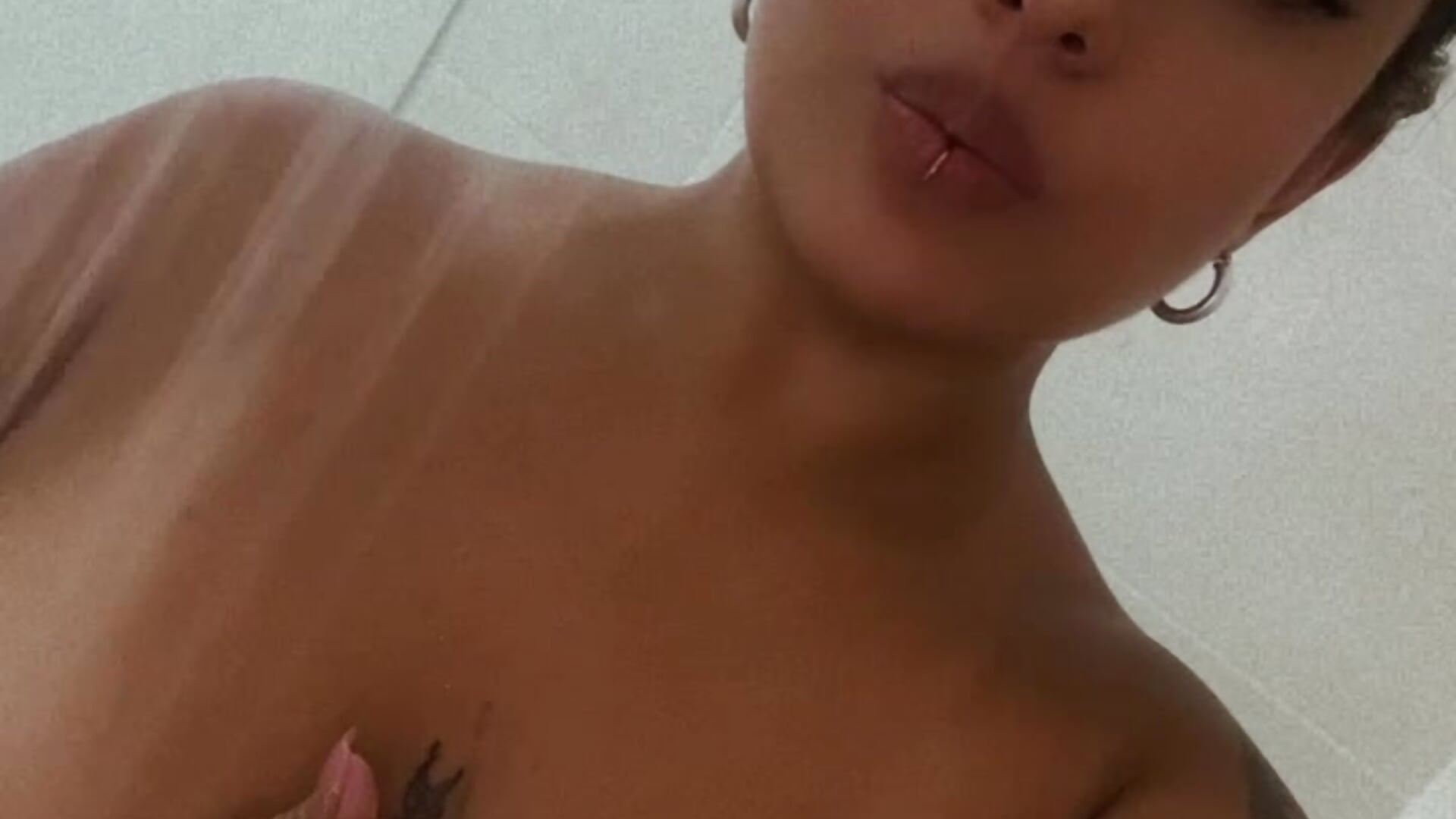 Will you bathe with me?– _Ninasanz kameramodell videója