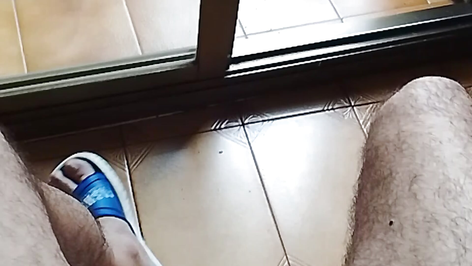 Fresquito en la ventana — filmik juliatoo, modela(-lki) na kamerkach