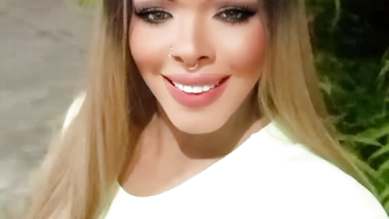 ⭐ Enjoying life - video by IsabellaEstrela cam model