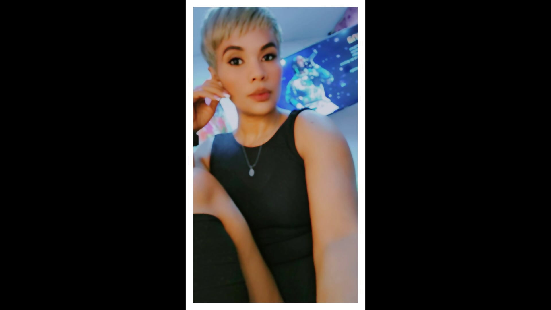 something special - video by DulceMaria_ik cam model