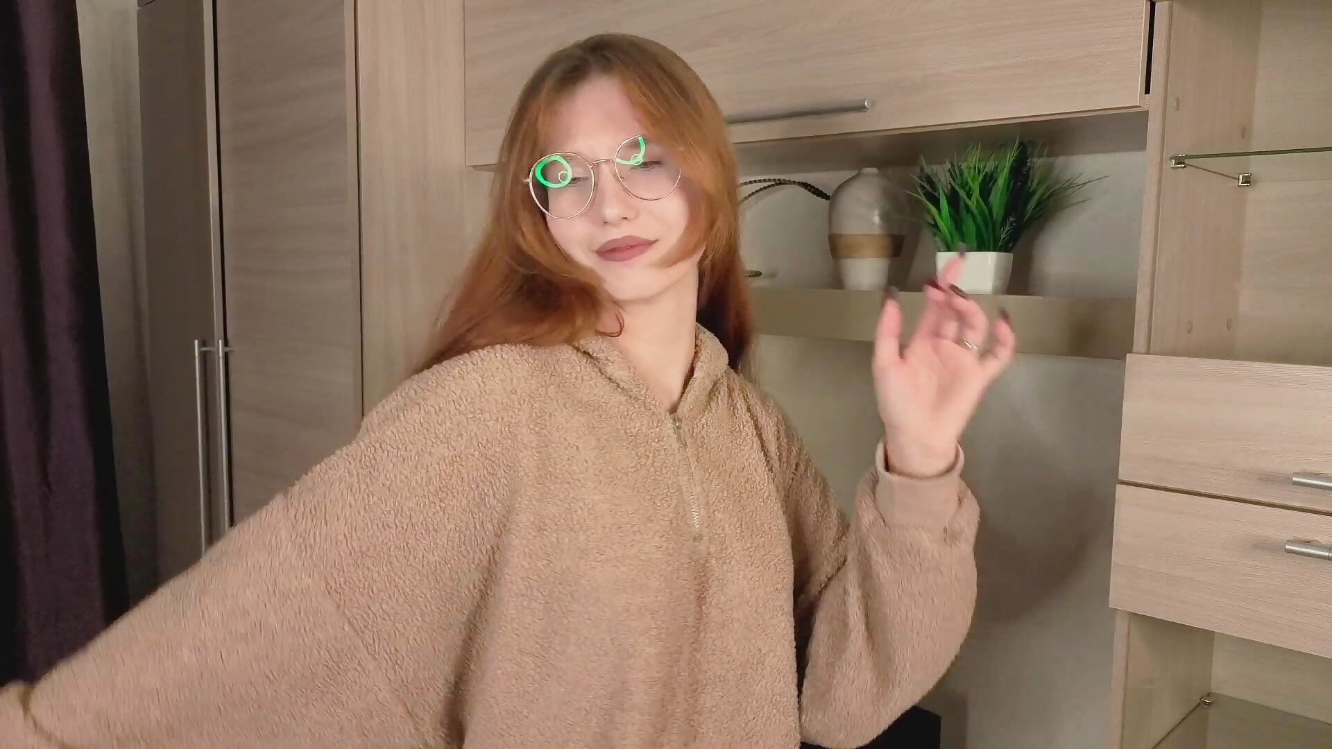 My dance ^^ - video by RachelColli cam model