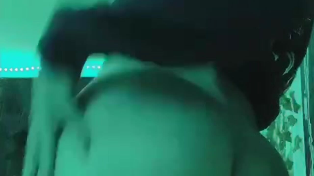 IMG_8194 - video by kira_yoshika9e cam model