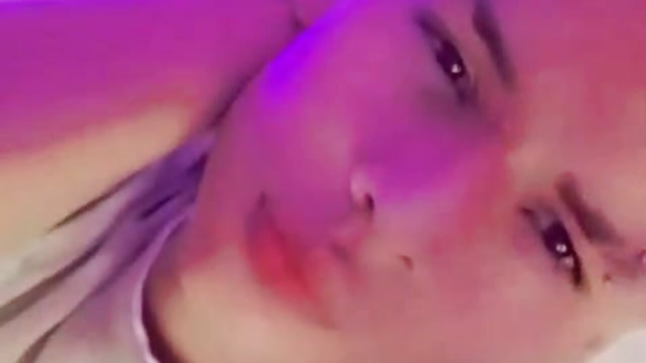 All i want is you - vídeo de Xavier_Fox___ modelo de câmara