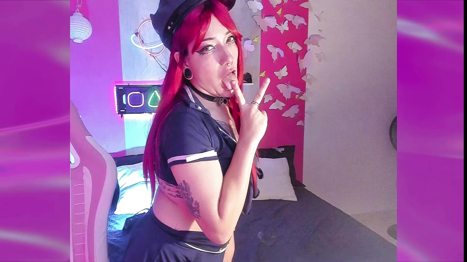 Sweet HORNY SEXY body 🔥🔥🔥 - clip cu AuroraChannn model videochat