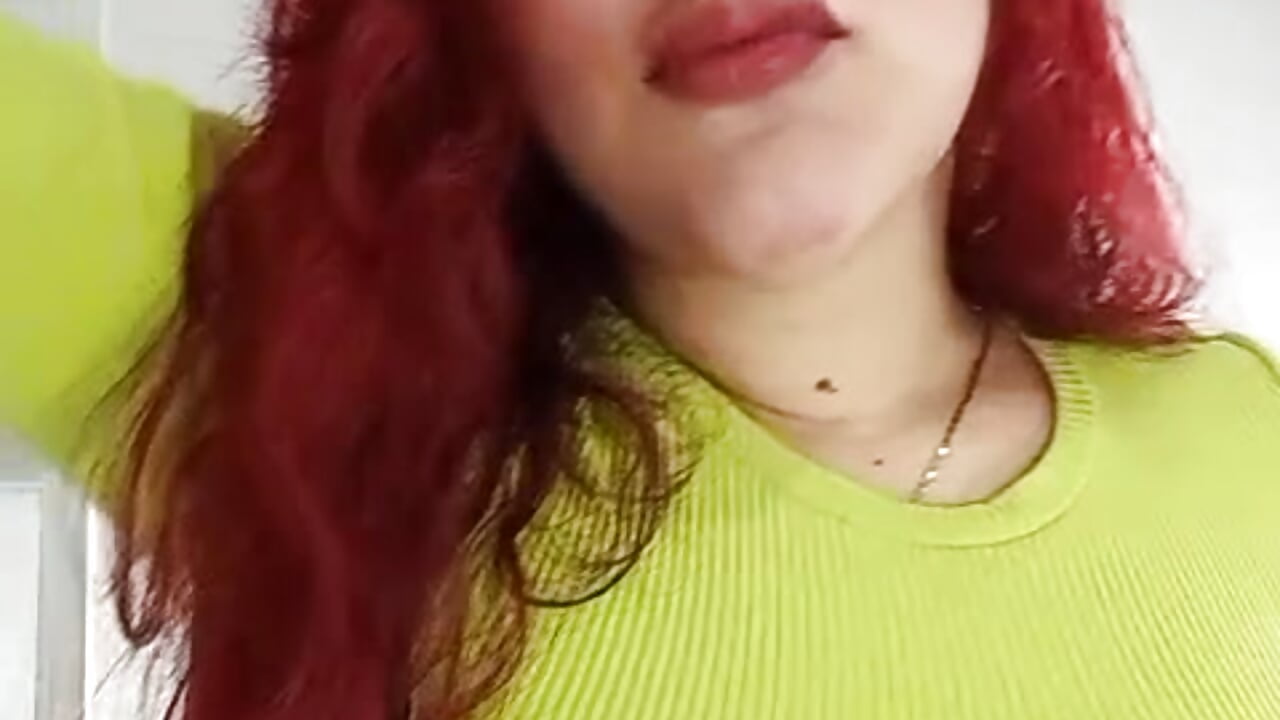 Welcome to my room! - video by Scarlett6_ cam model