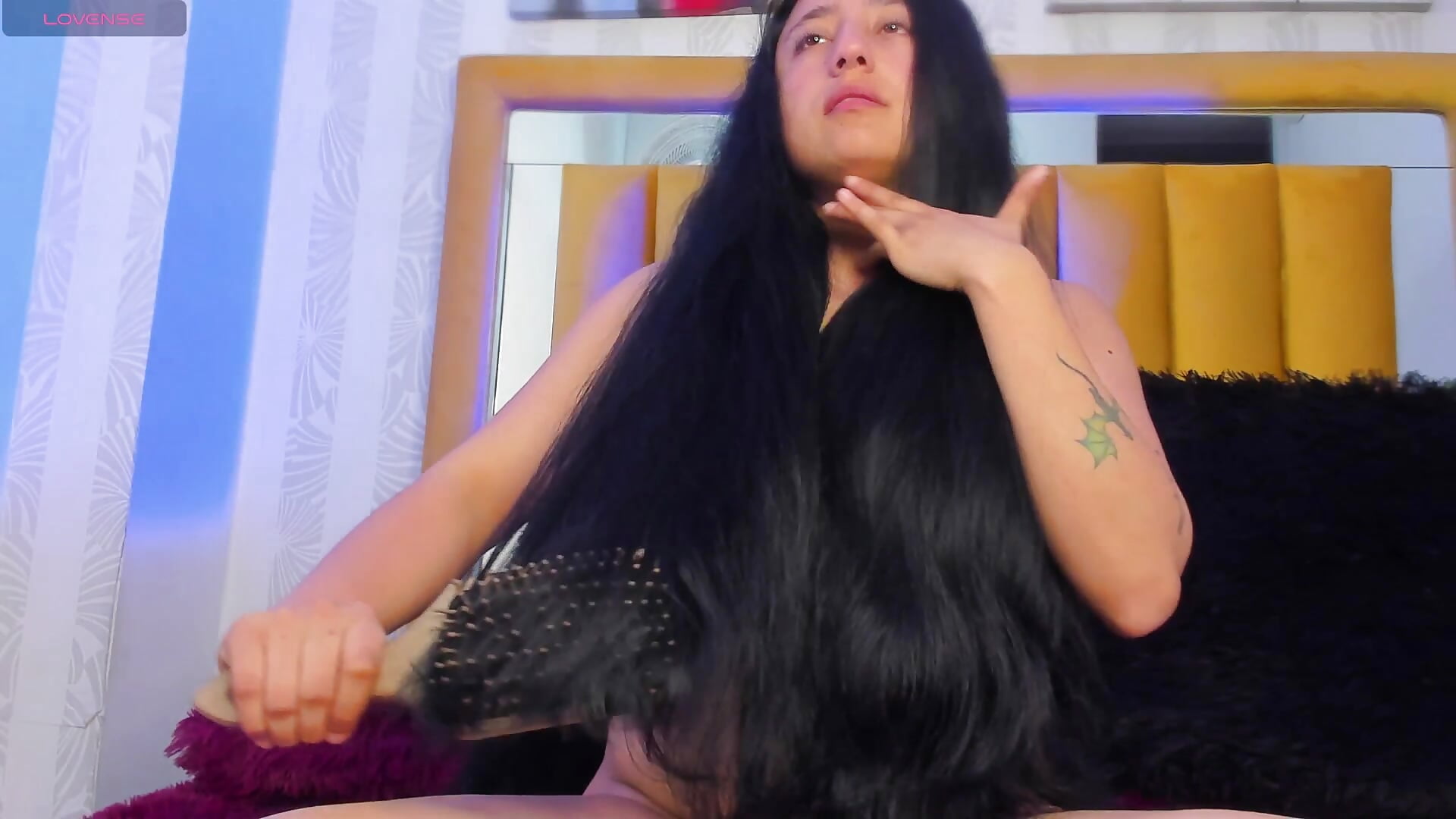 TATTOS - video van Samanta_Fischer cam-model