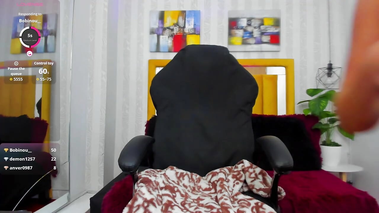 Combing my hair - Samanta_Fischer 캠 모델의 동영상