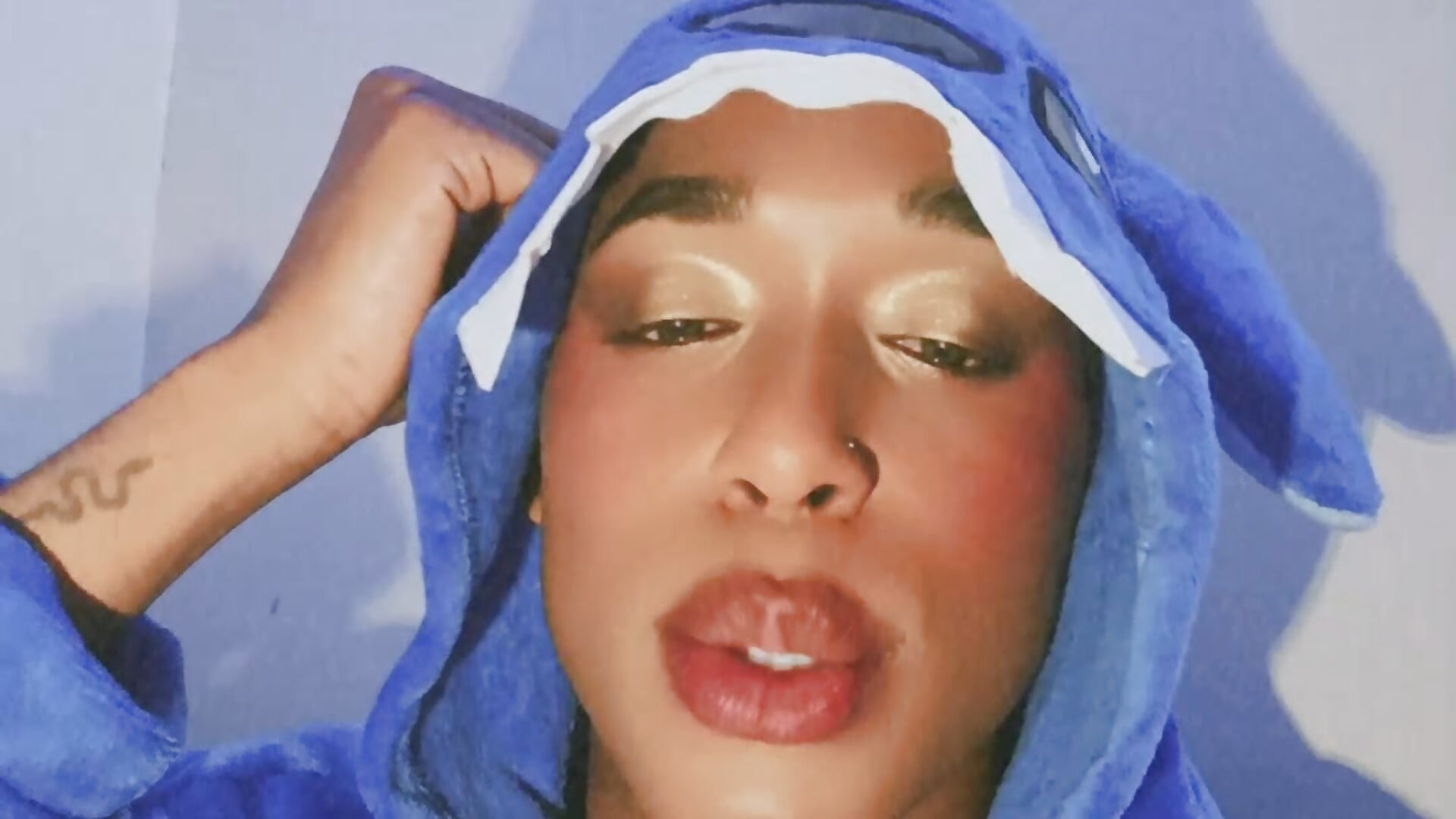 💅🏾 - video by Latin_Femboy13 cam model