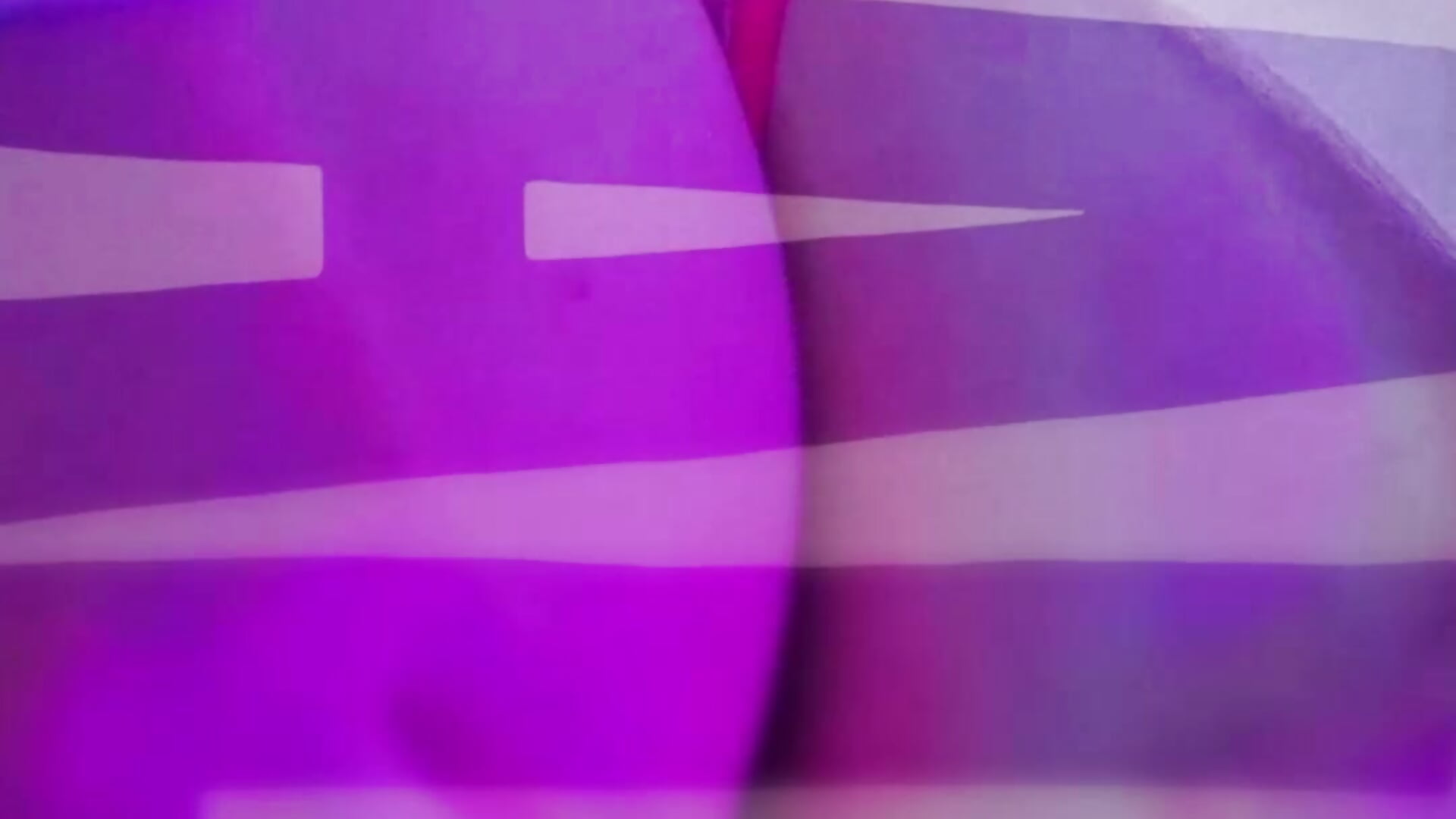 Let yourself be carried away by every curve - video by moon_winy cam model