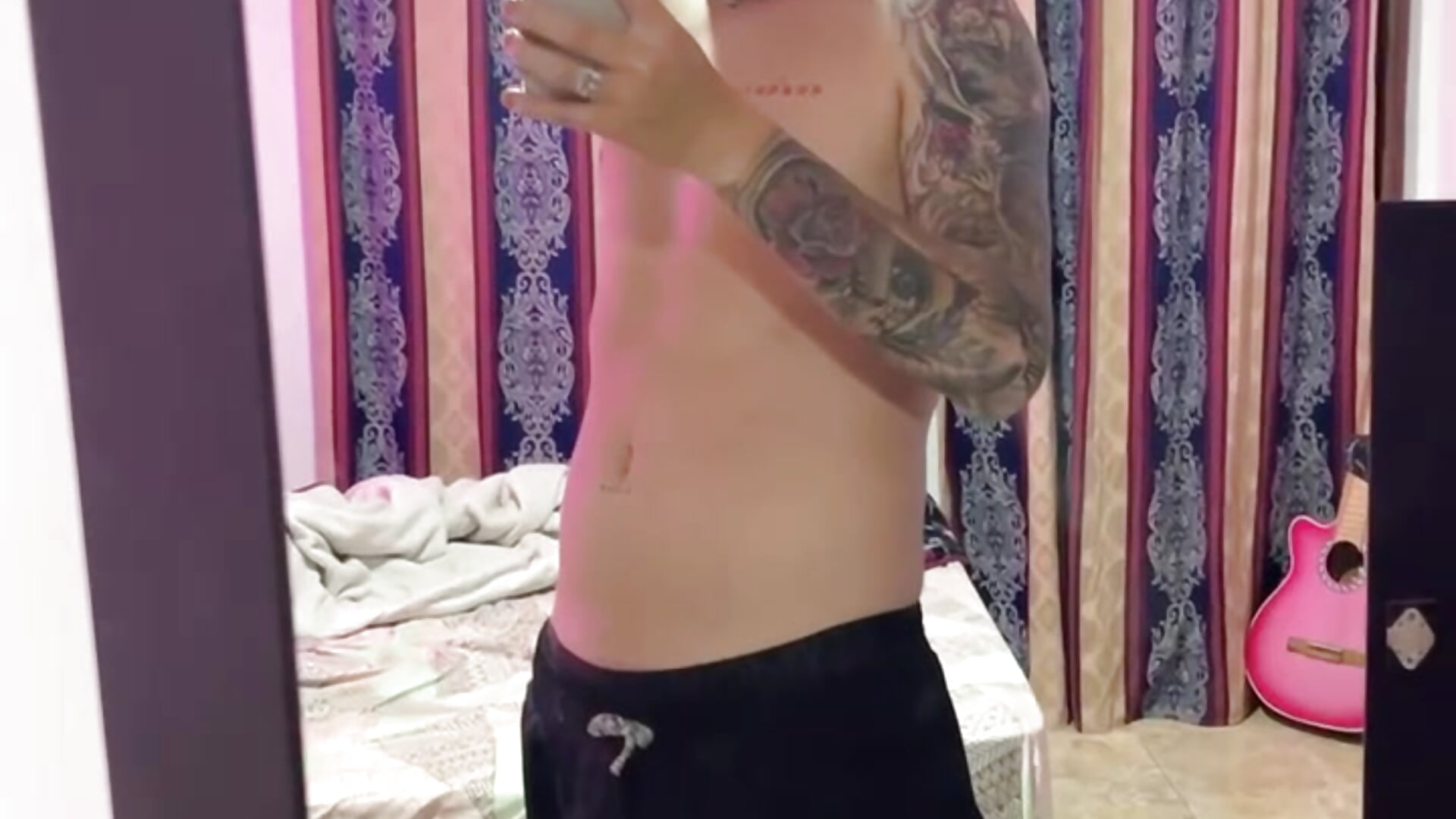 WhatsApp Video 2025-10-15 at 11.38.53 PM.mp4 – video af SebasJones