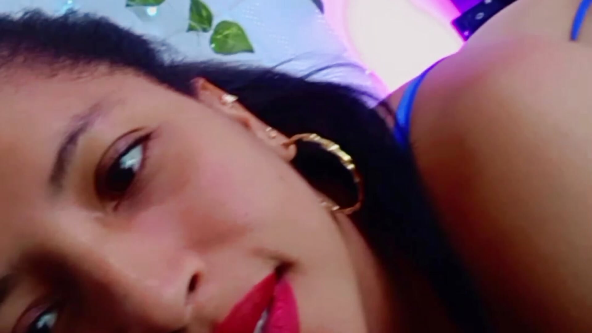 Sweet temptation 💕 - video by roxane- cam model