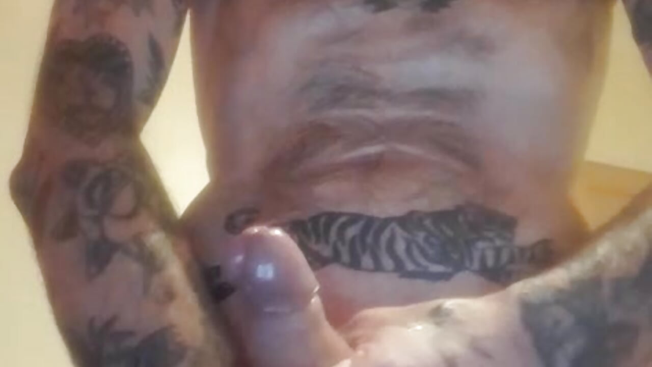 Jerk1 - video by Tattooeddudexxx cam model